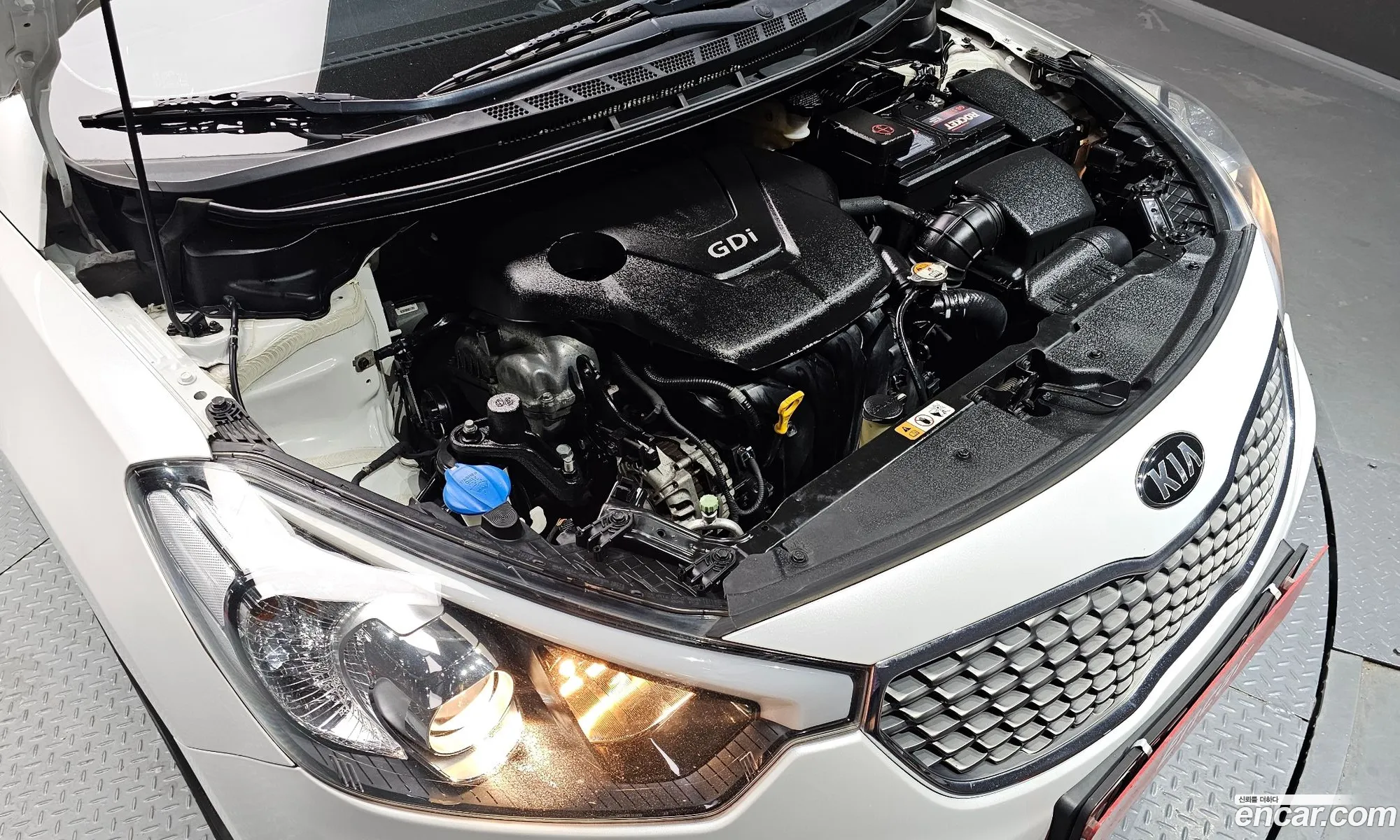 Kia K3 2012 — 19