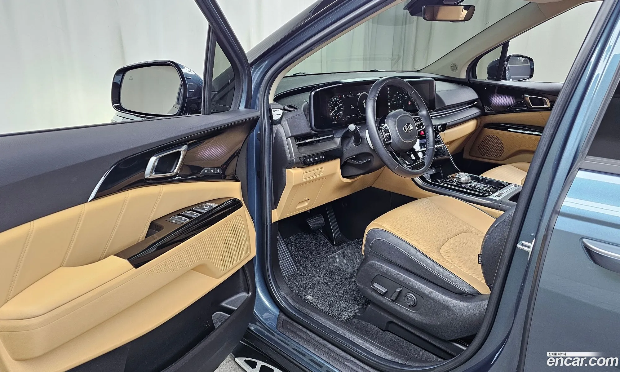 Kia Carnival 2021 — 22