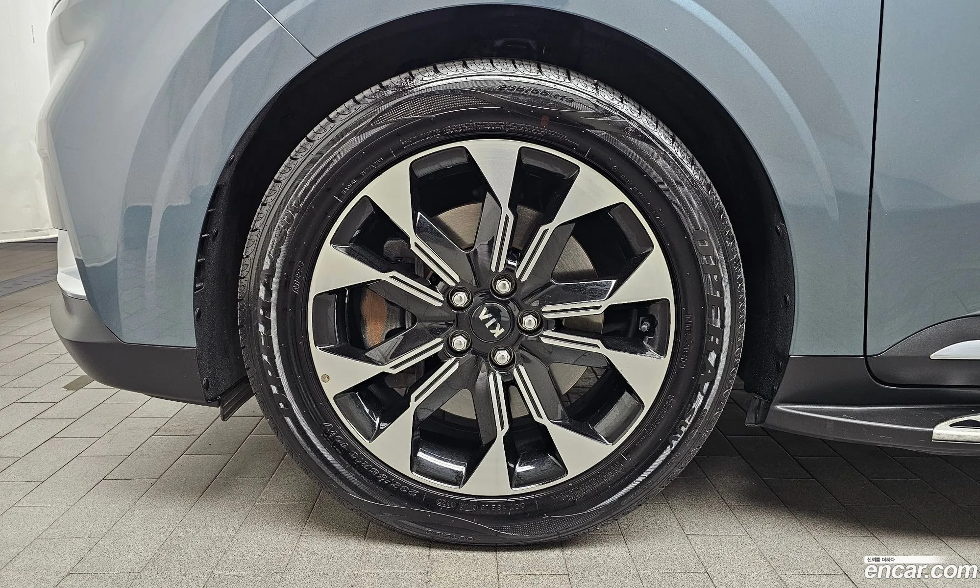 Kia Carnival 2021 — 11