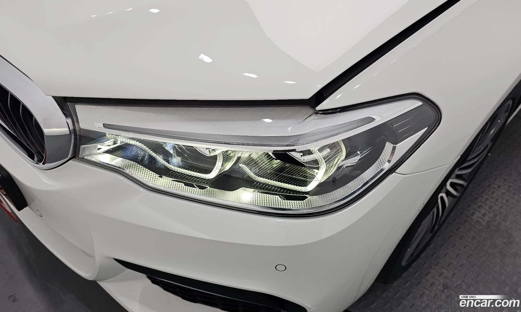 BMW 5 Series 2018 WBAJD310XJB316274 — 11