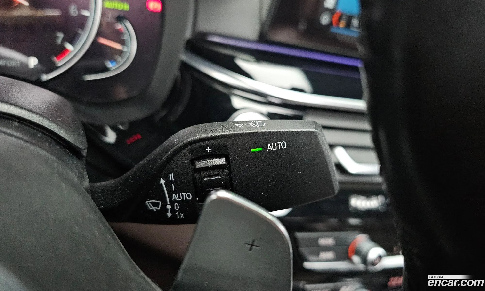 BMW 5 Series 2018 WBAJD310XJB316274 — 26