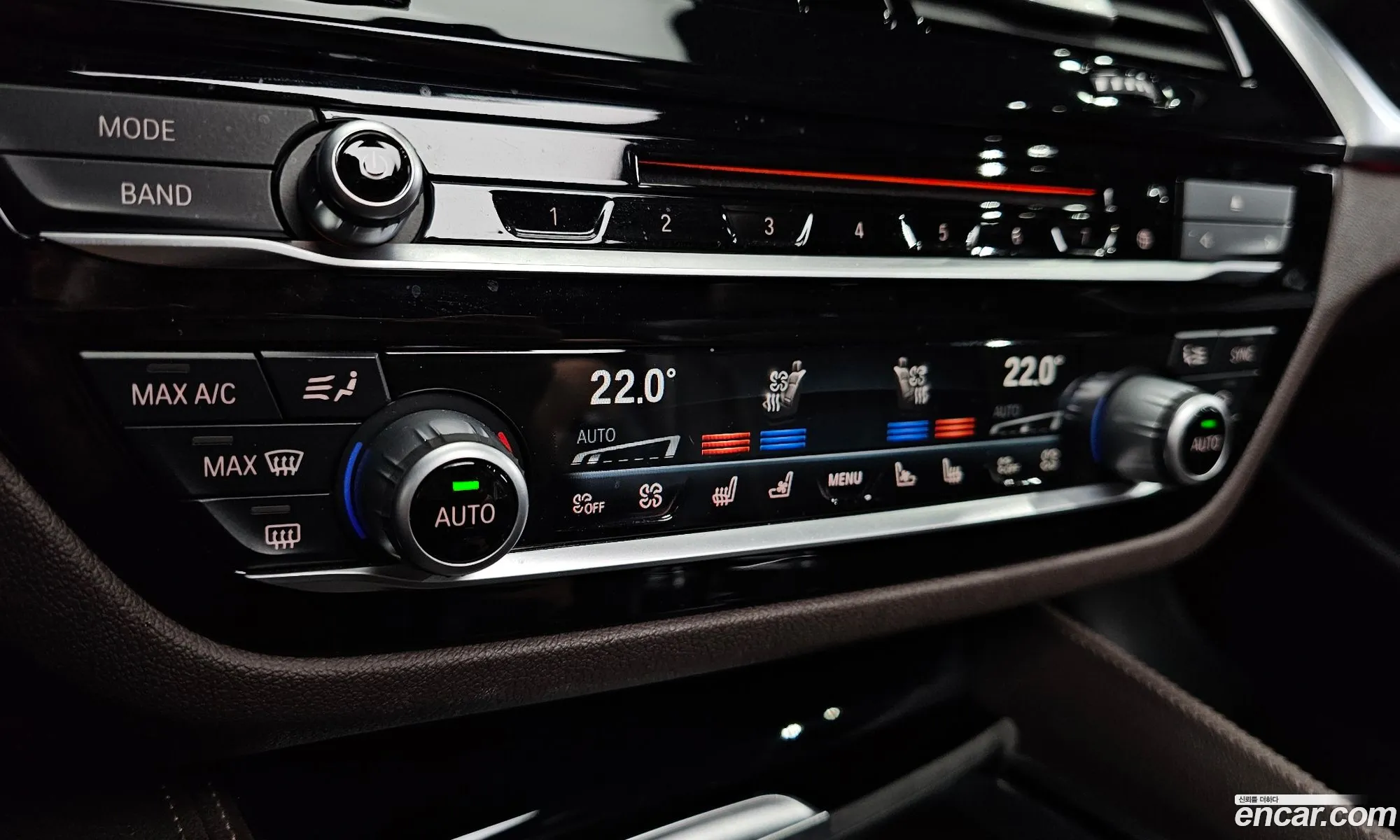 BMW 5 Series 2018 WBAJD310XJB316274 — 3