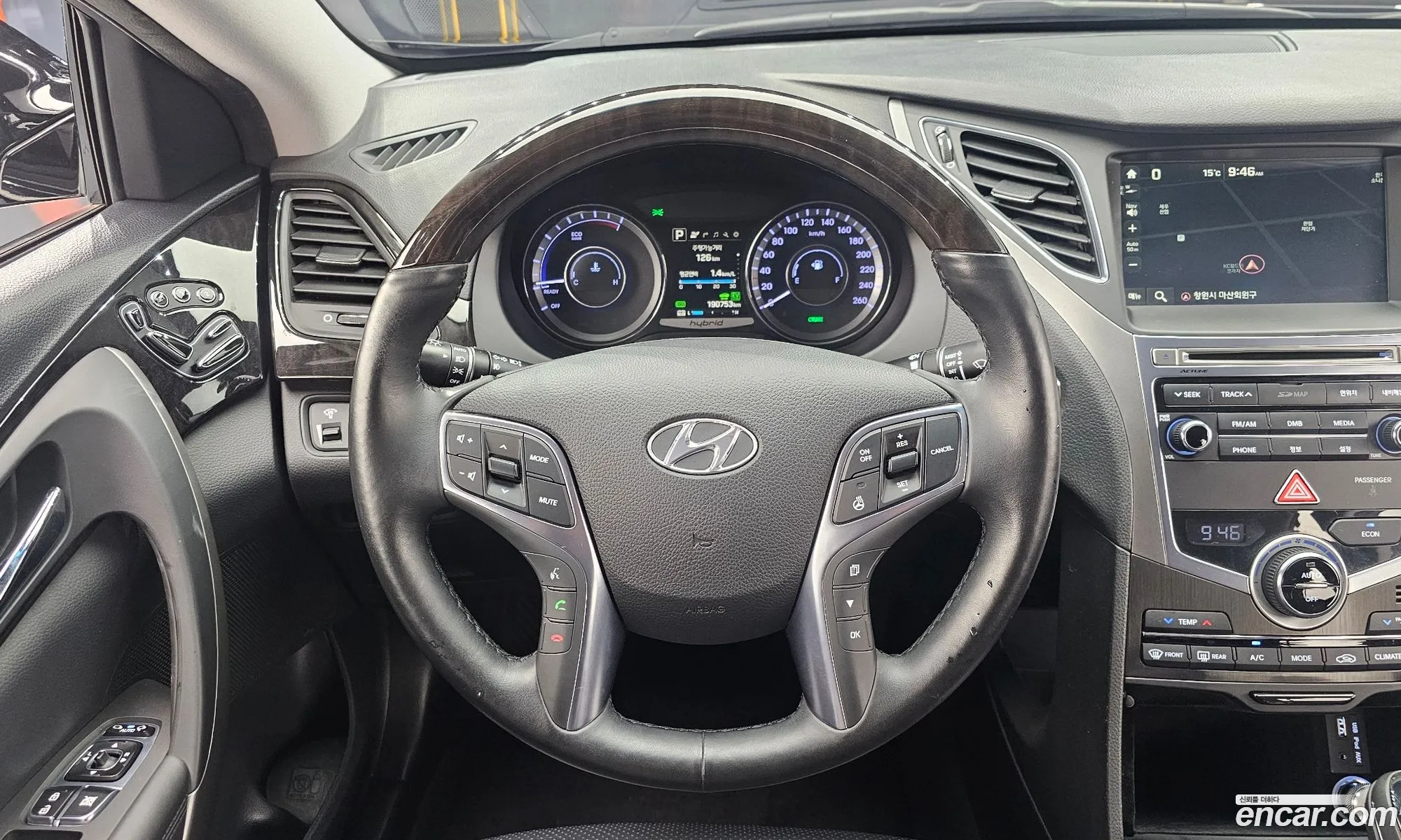 Hyundai Grandeur HG Hybrid 2016 — 6