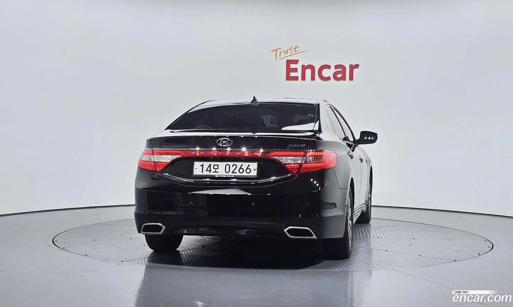 Hyundai Grandeur HG Hybrid 2016 — 12