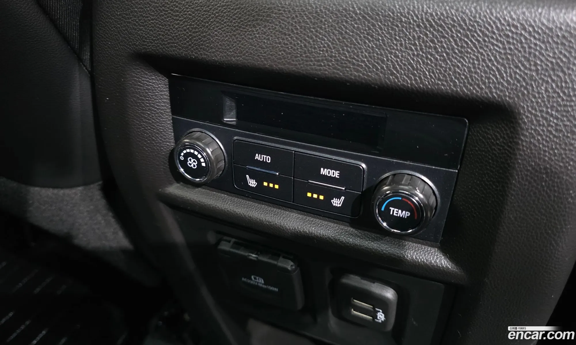 Chevrolet (GM Daewoo) Traverse 2022 — 25