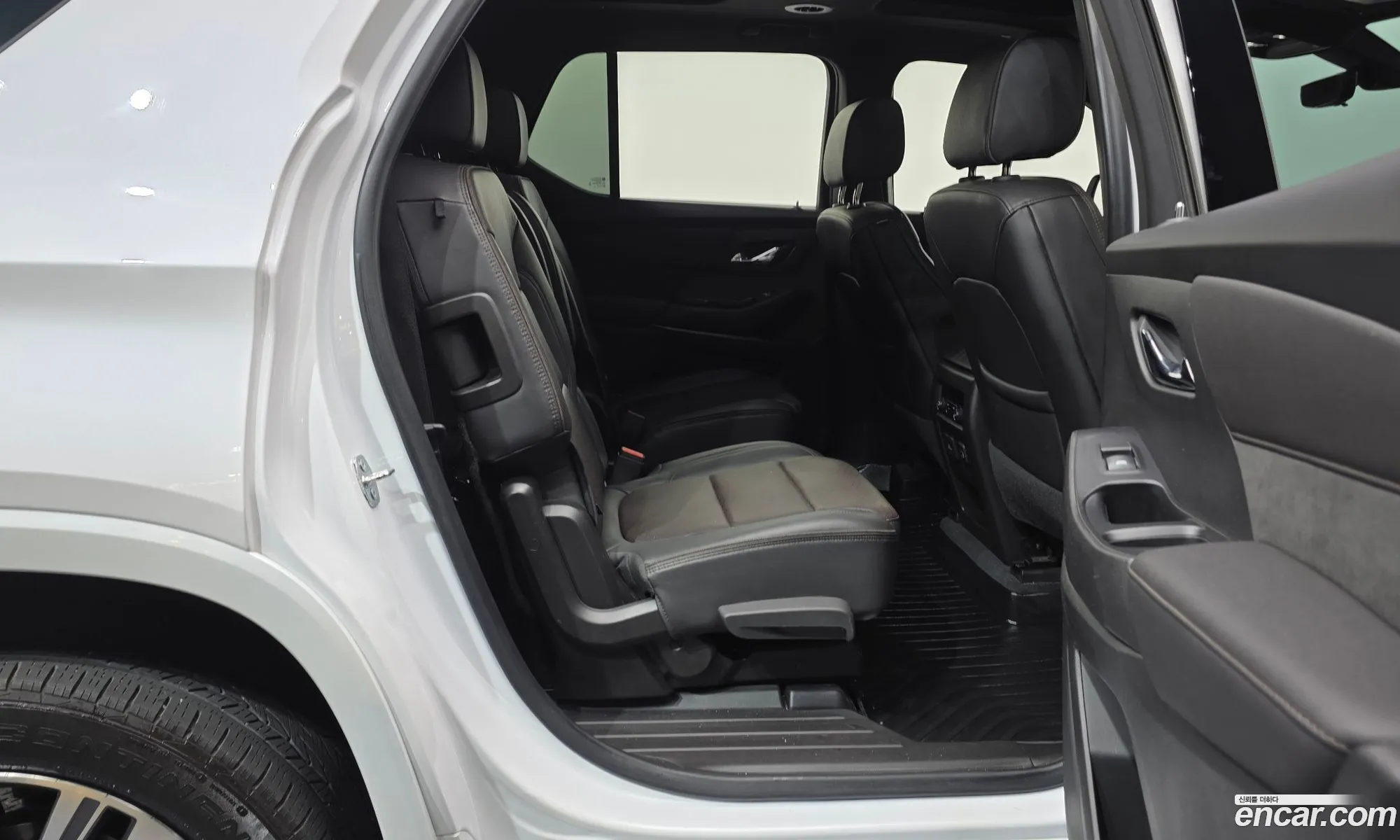 Chevrolet (GM Daewoo) Traverse 2022 — 4