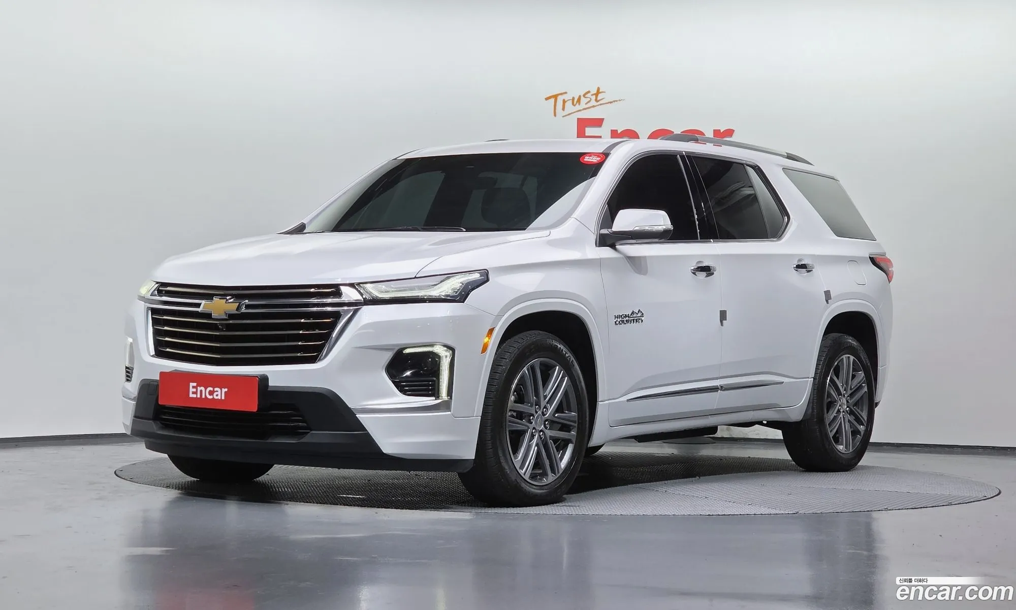 Chevrolet (GM Daewoo) Traverse 2022 — 22