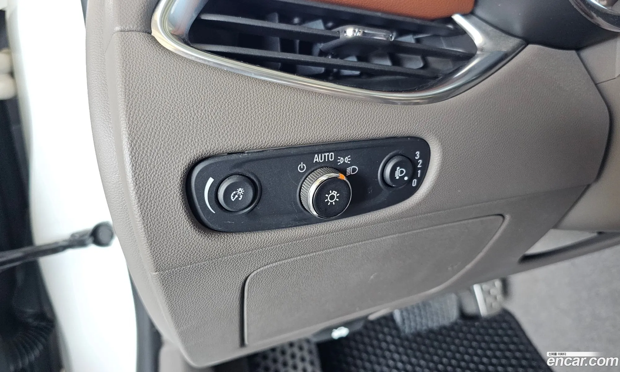 Chevrolet (GM Daewoo) Malibu 2016 — 30