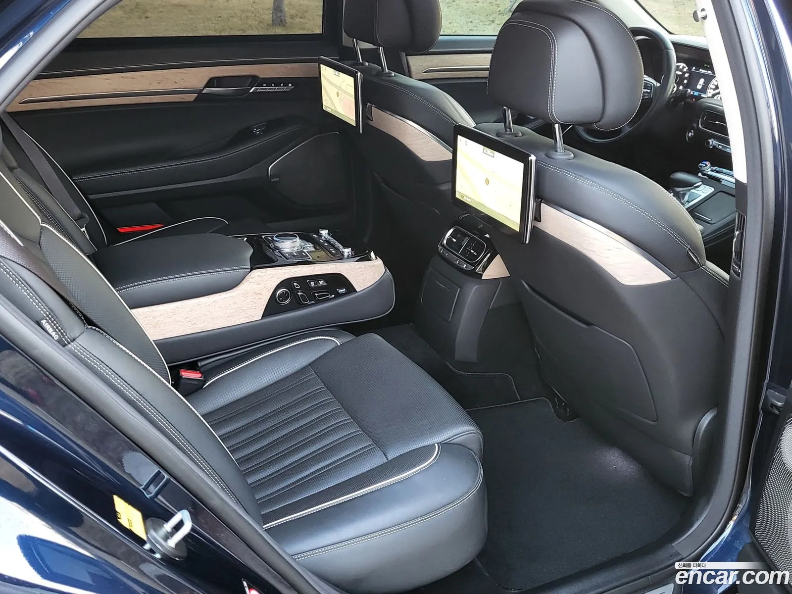 Genesis G90 2018 — 4