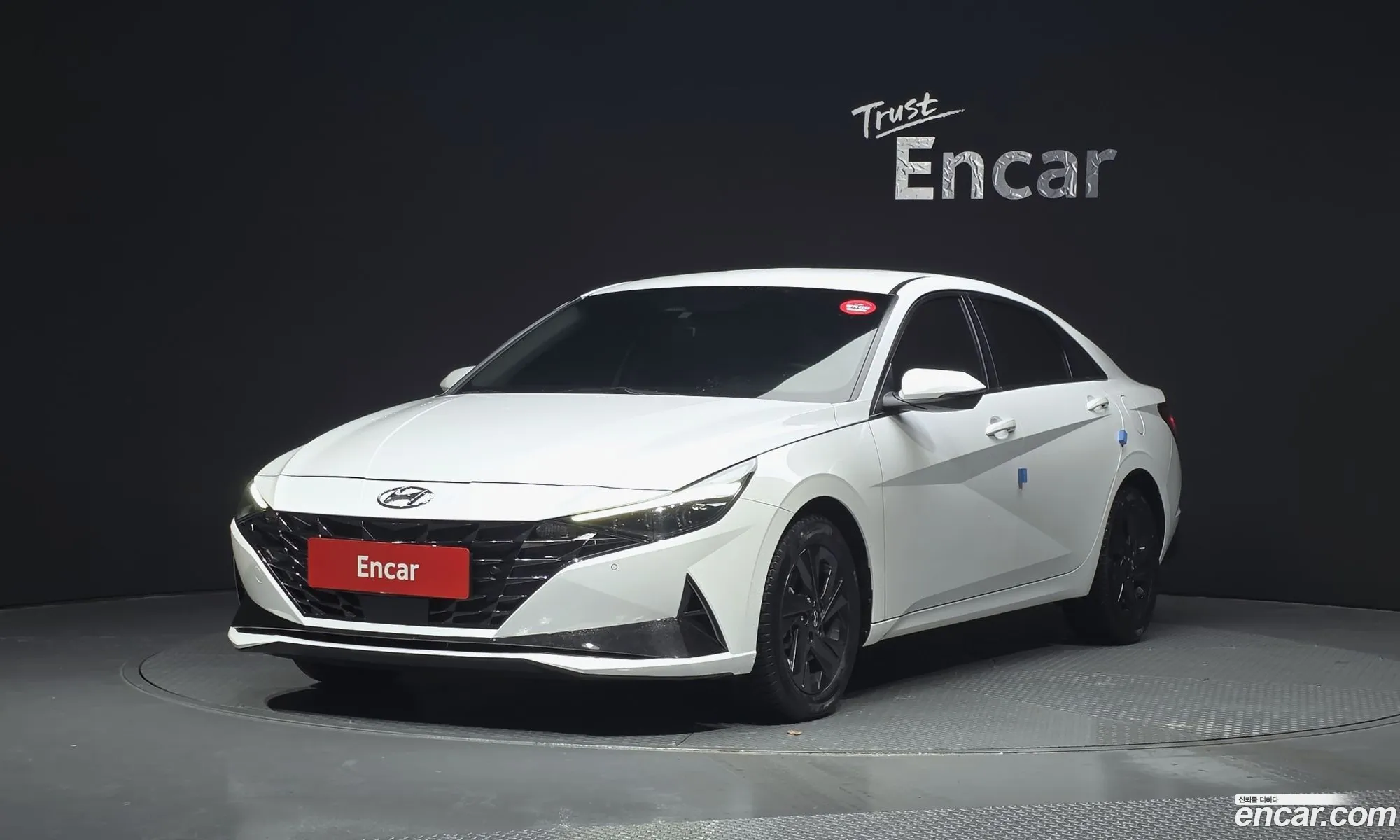 Hyundai Elantra 2021 — 3