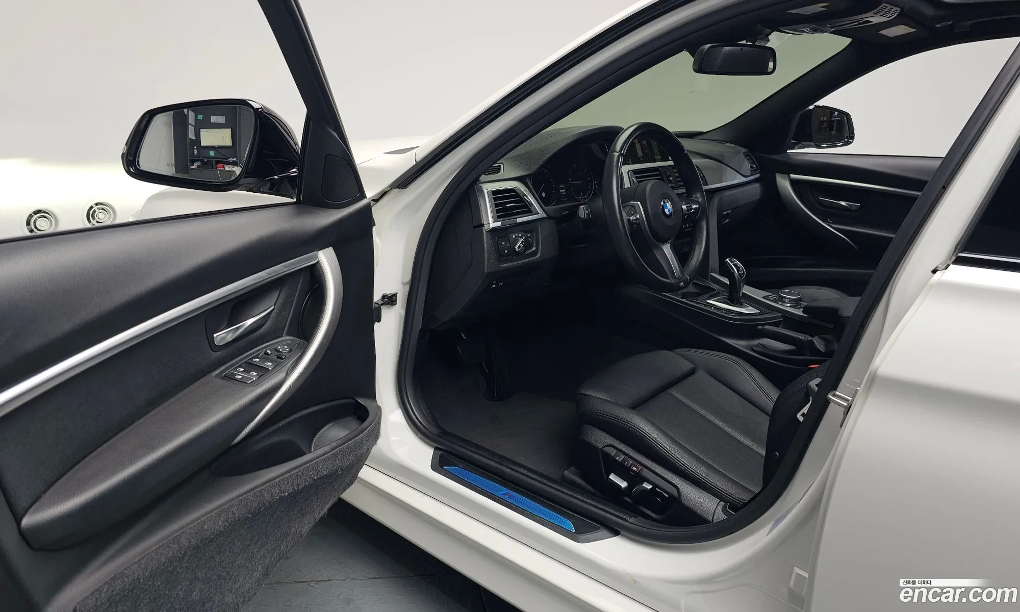 BMW 3 Series 2018 WBA8A9109JAH11436 — 26