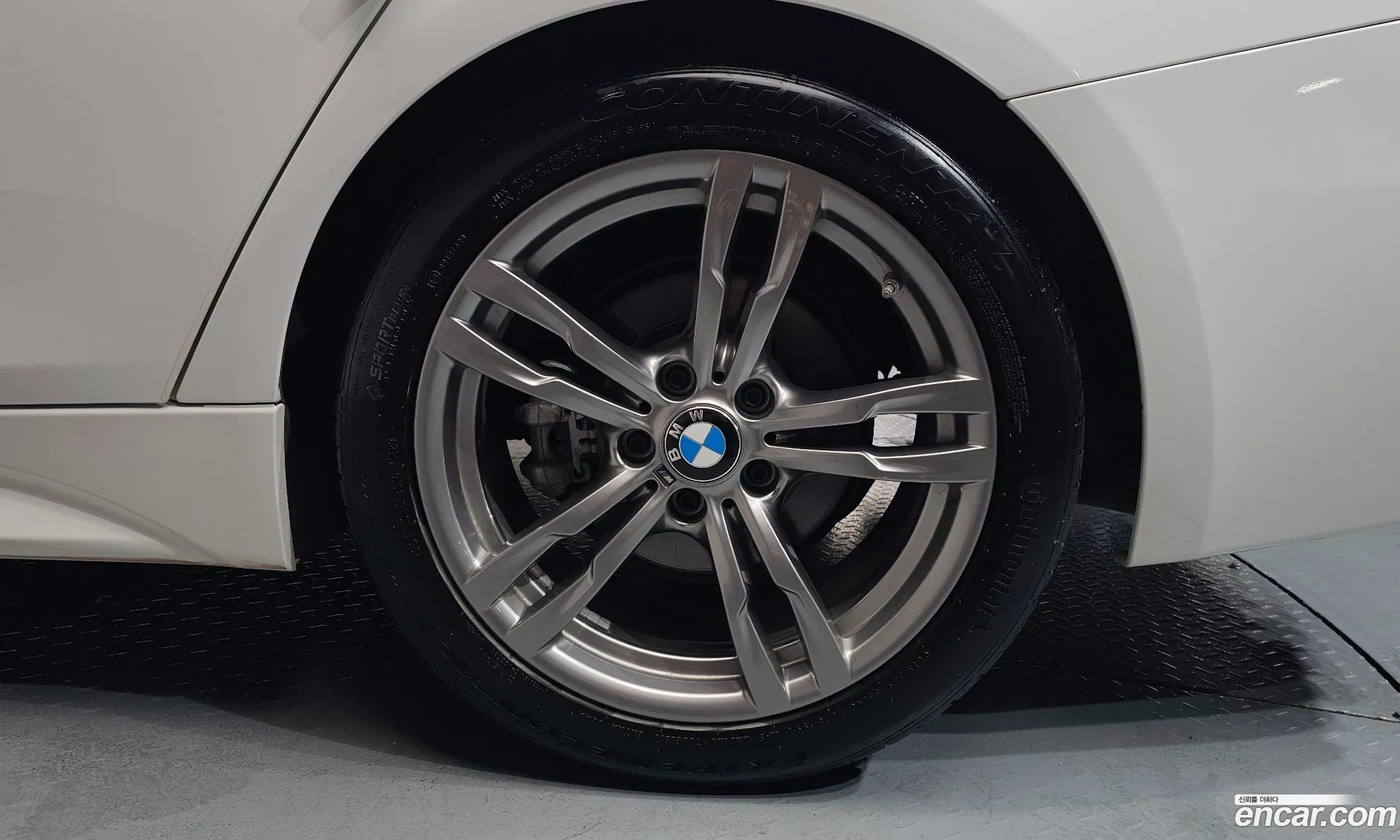 BMW 3 Series 2018 WBA8A9109JAH11436 — 11