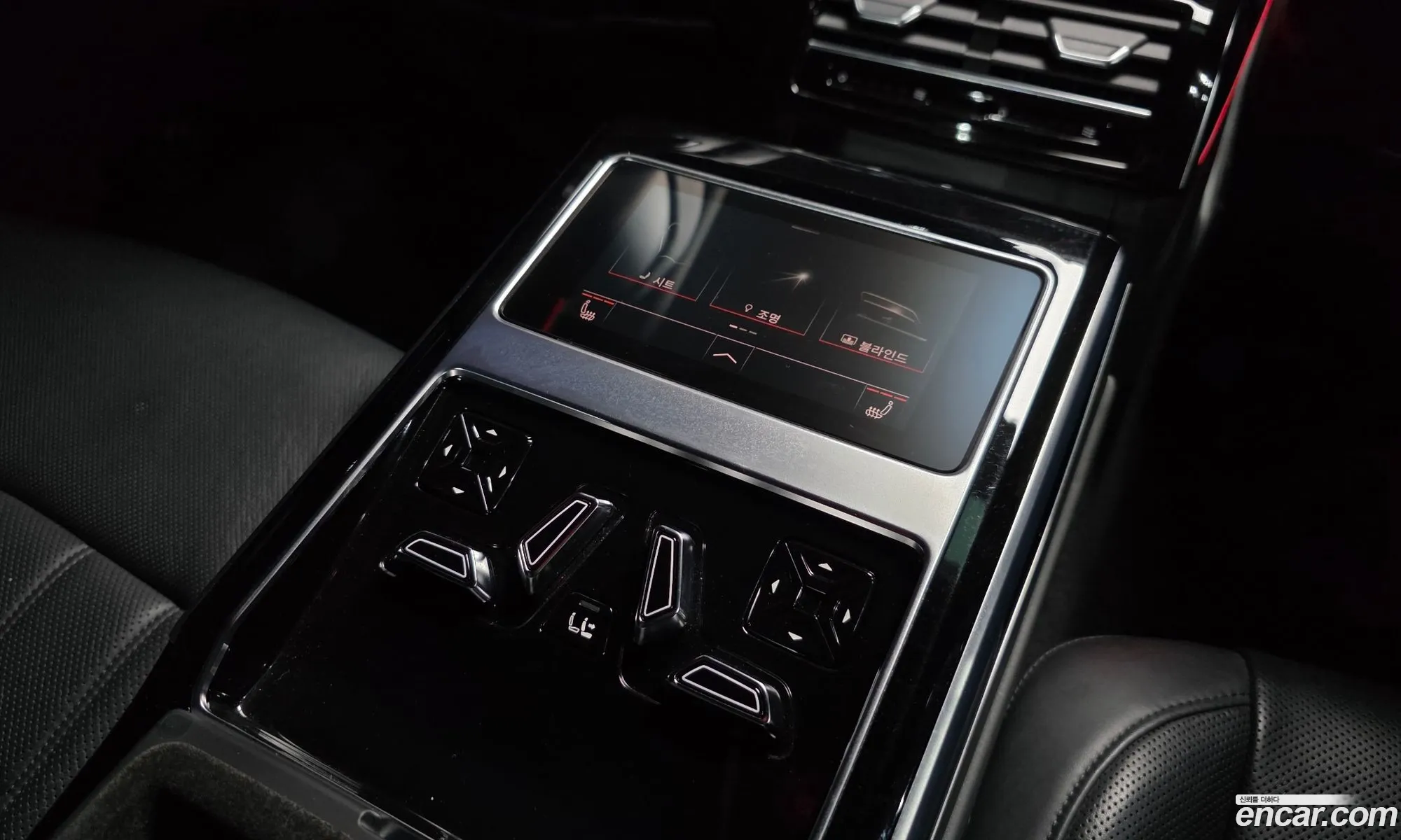 Audi A8 2021 WAUZZZF80MN030751 — 33