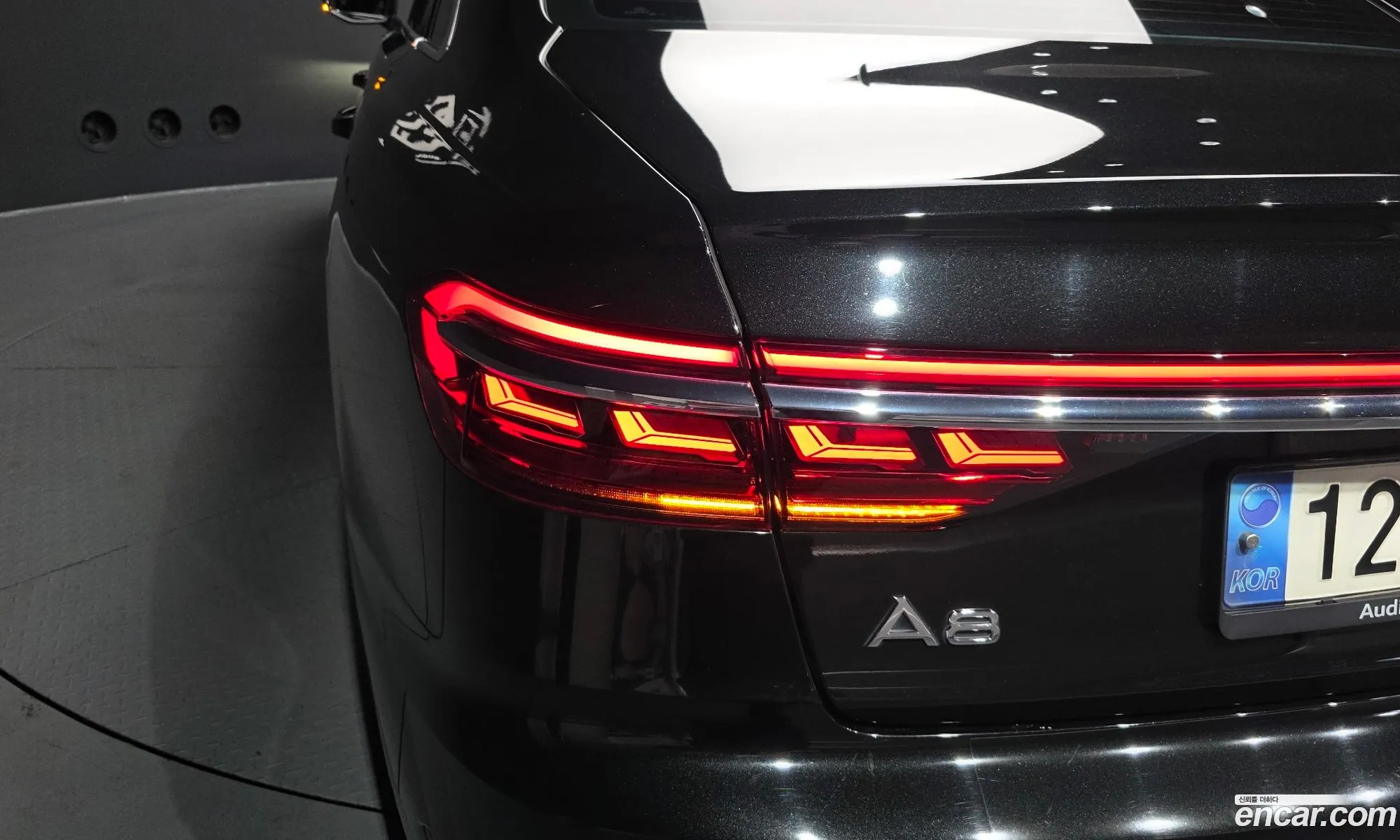 Audi A8 2021 WAUZZZF80MN030751 — 18