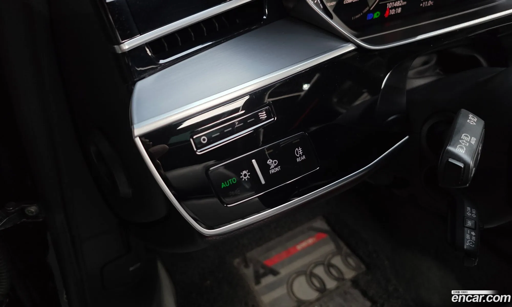 Audi A8 2021 WAUZZZF80MN030751 — 8