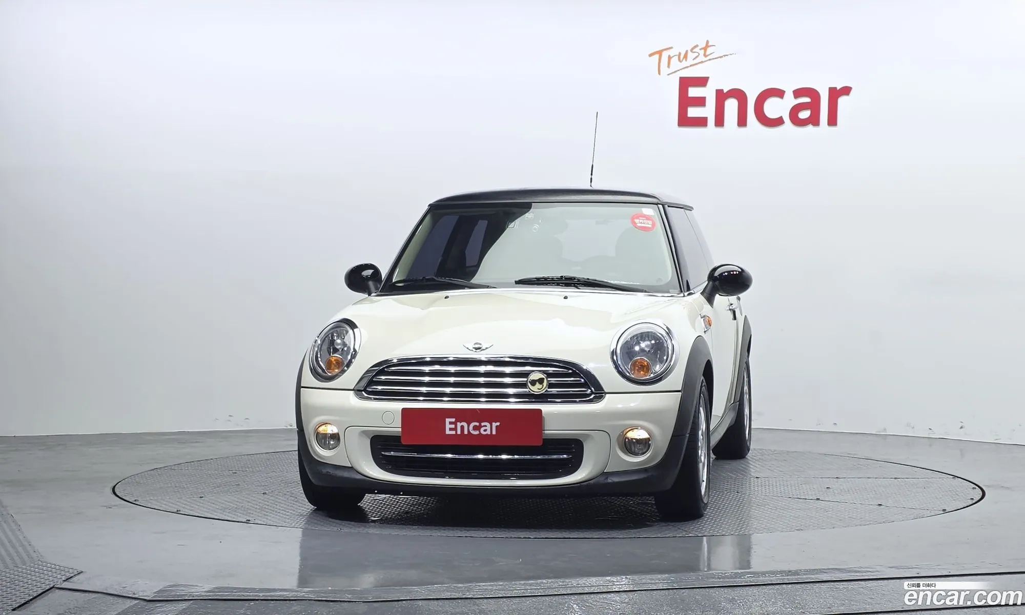 Mini Cooper 2011 WMWSU3105BT201842 — 3