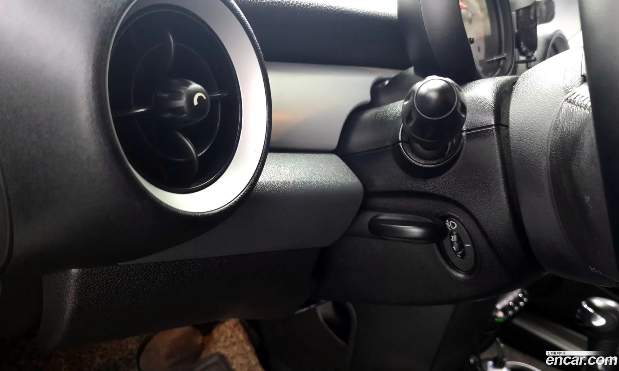 Mini Cooper 2011 WMWSU3105BT201842 — 11