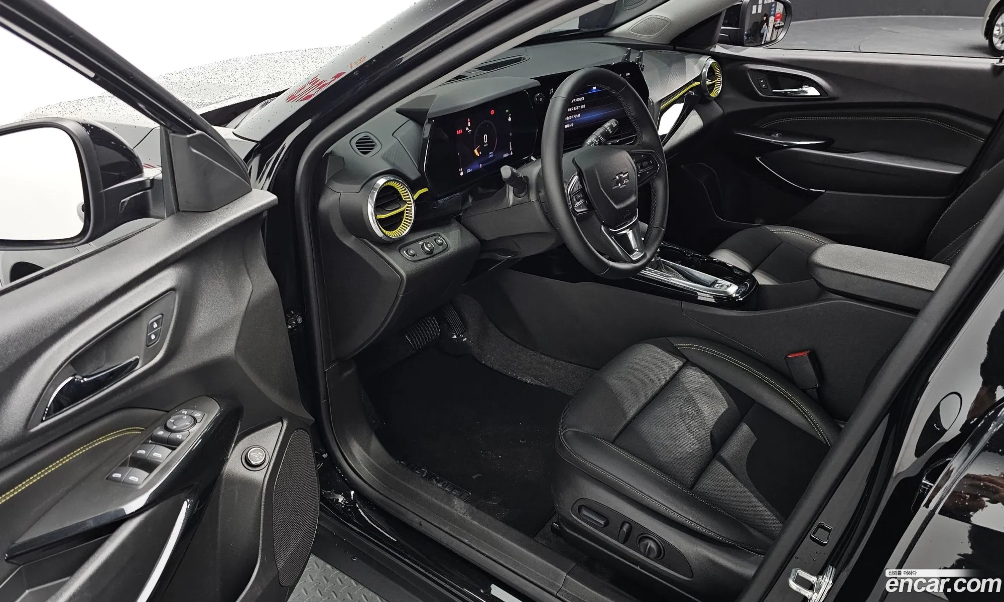 Chevrolet (GM Daewoo) Trax Crossover 2025 — 15