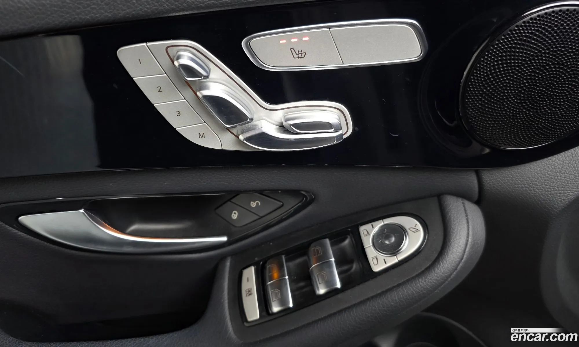 Mercedes-Benz C-Class W205 2020 — 23