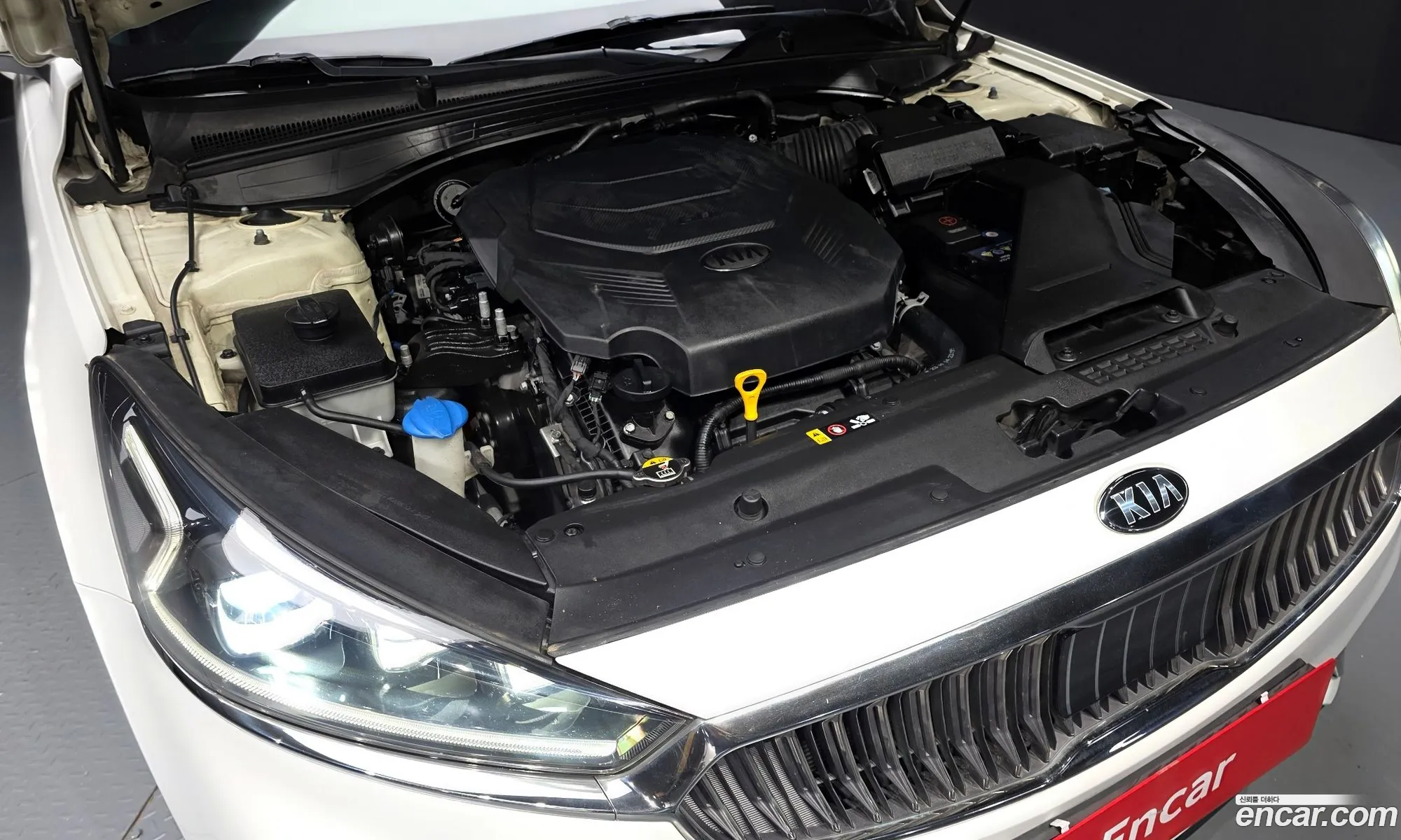 Kia K7 2017 — 11