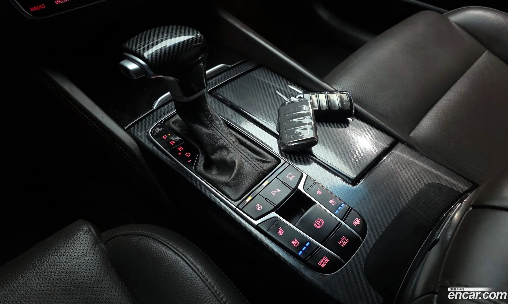 Kia K7 2017 — 10