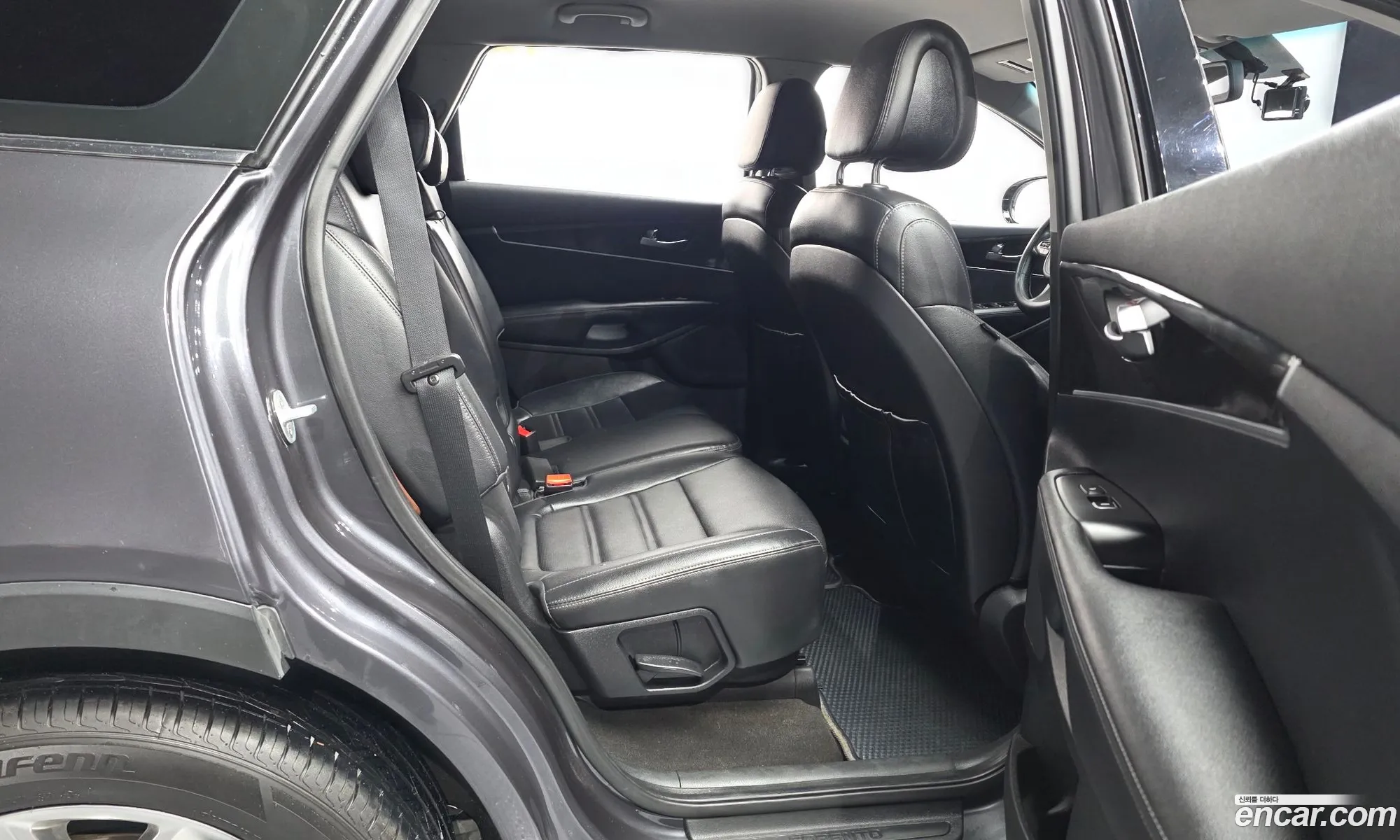 Kia Sorento 2016 — 12