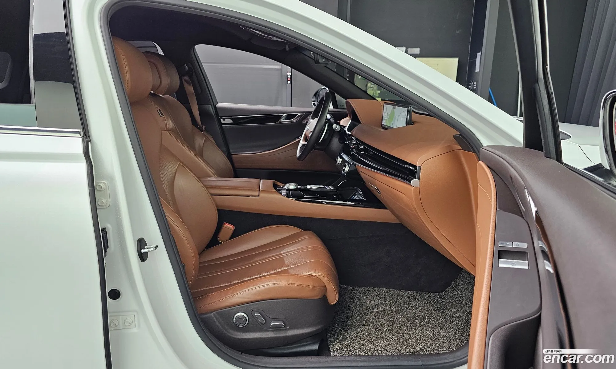 Genesis G80 2021 — 12