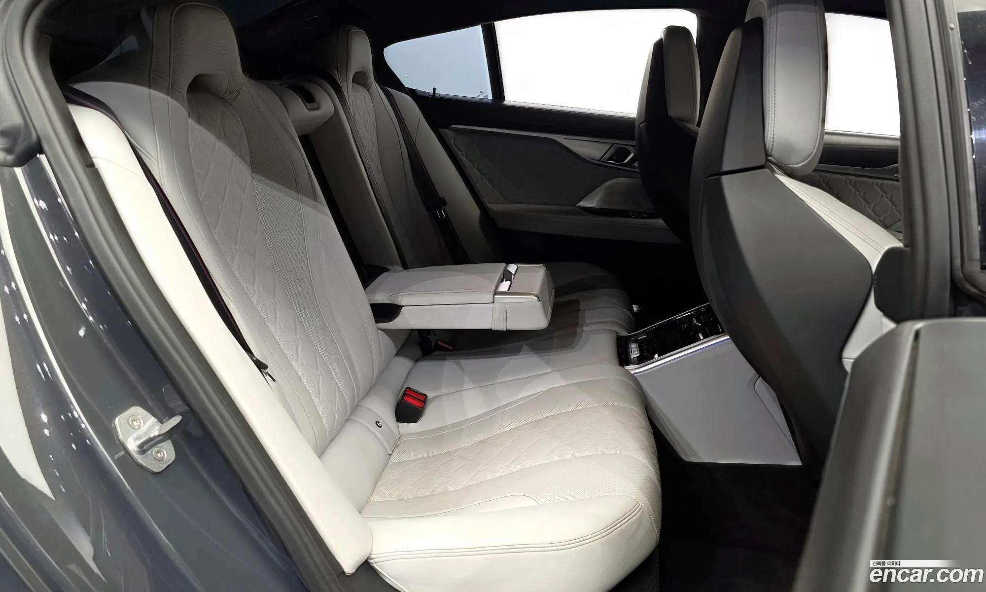 BMW M8 2020 WBSGV0107LCD38234 — 10