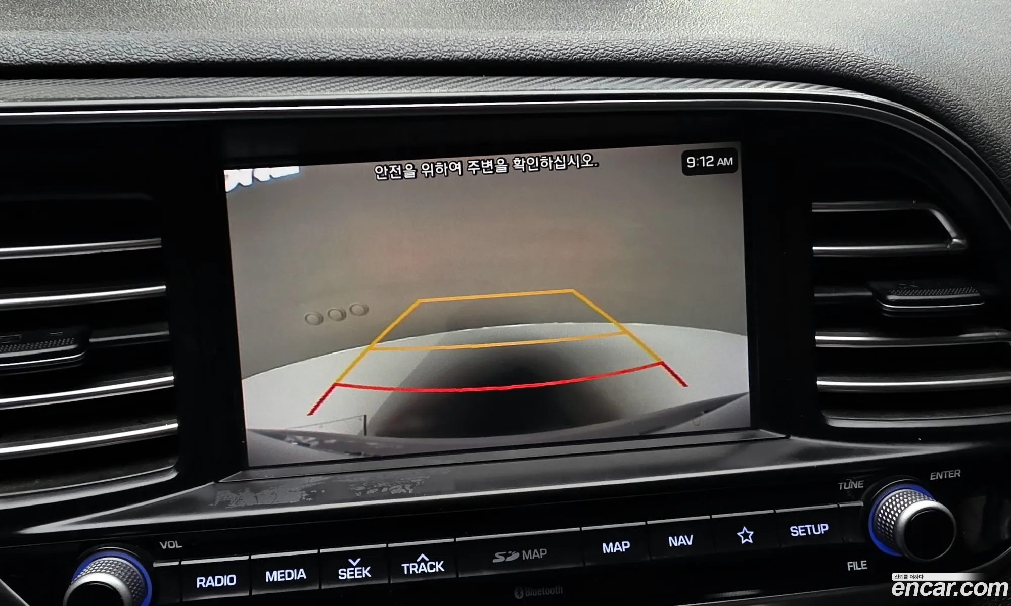 Hyundai Elantra AD 2019 — 27