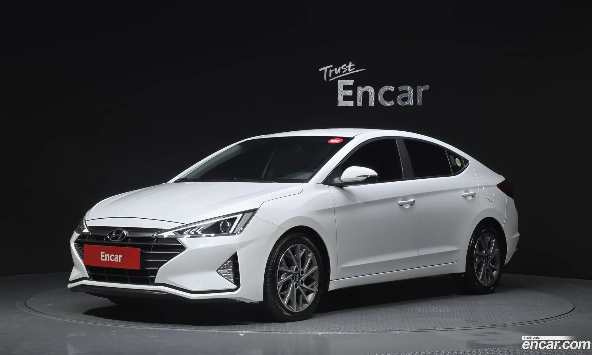Hyundai Elantra AD 2019 — 3