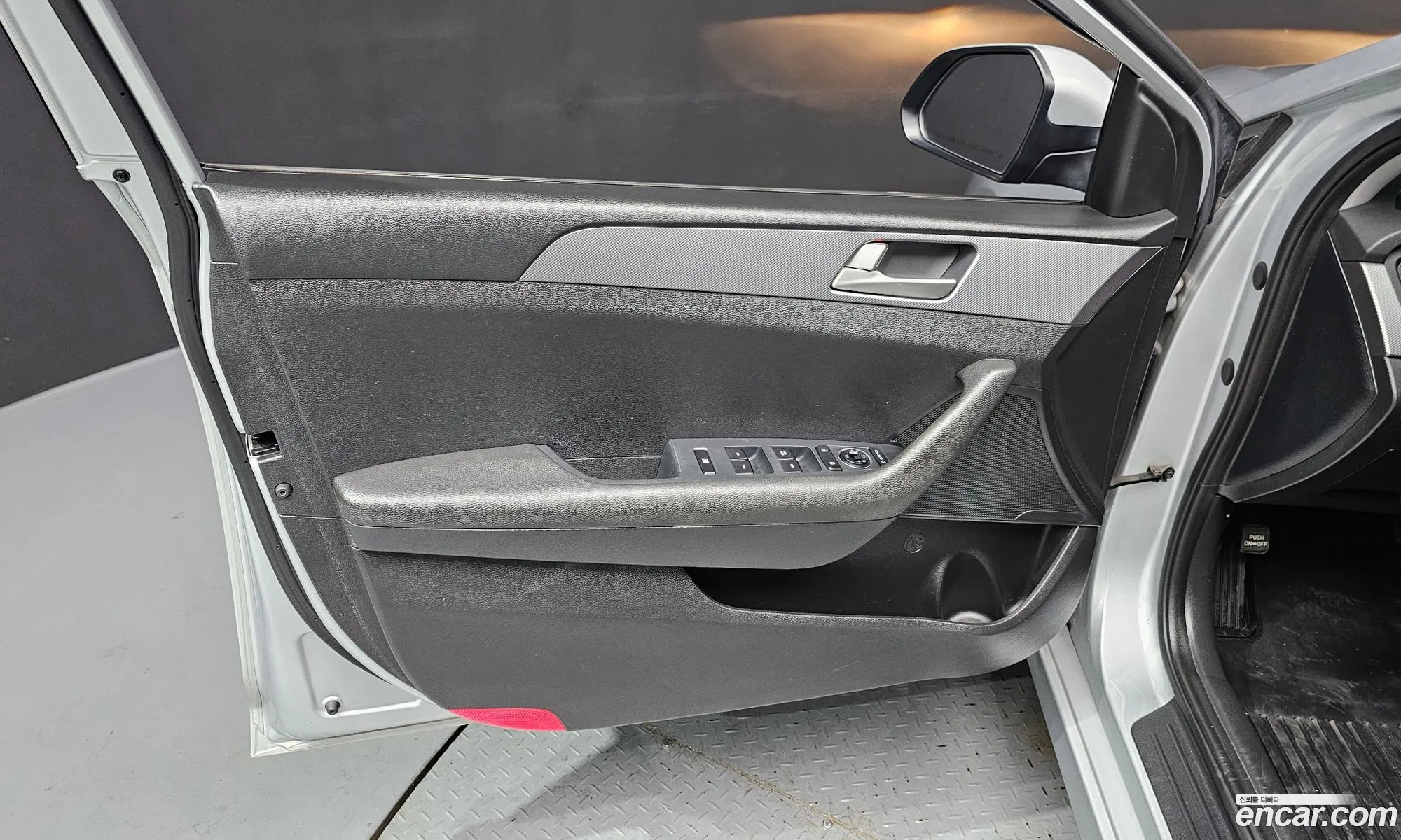 Hyundai Sonata New Rise 2017 — 30