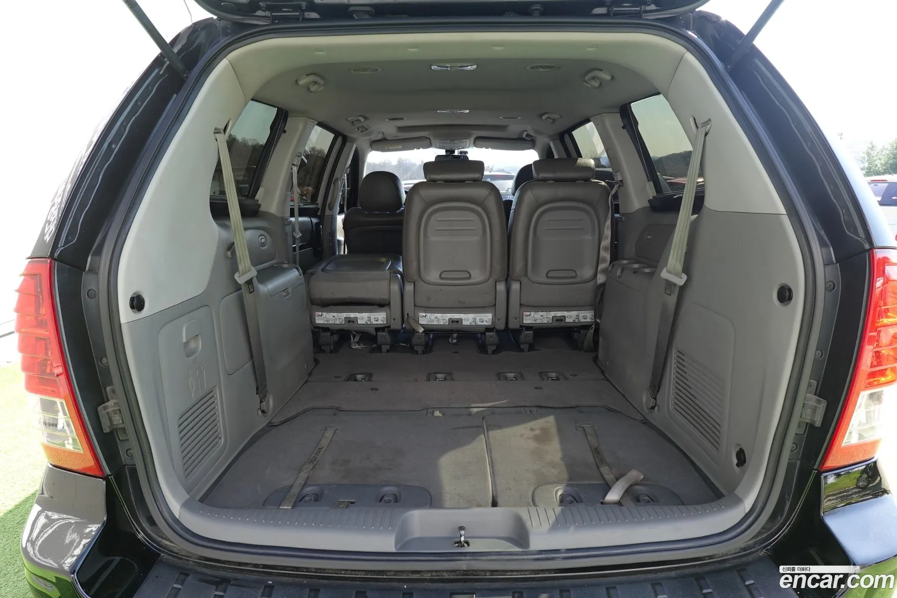 Kia Carnival R