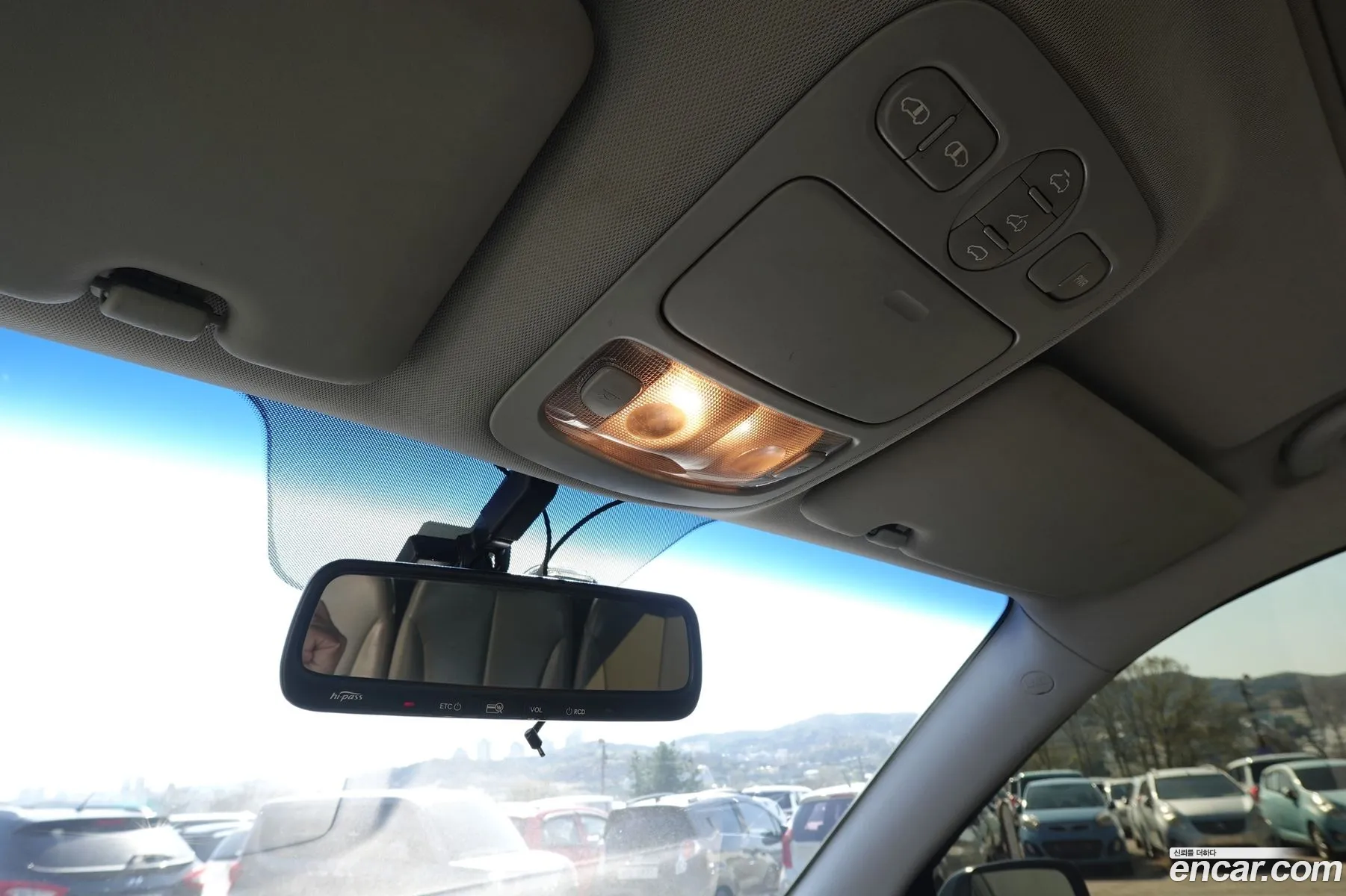Kia Carnival R 2012 — 12