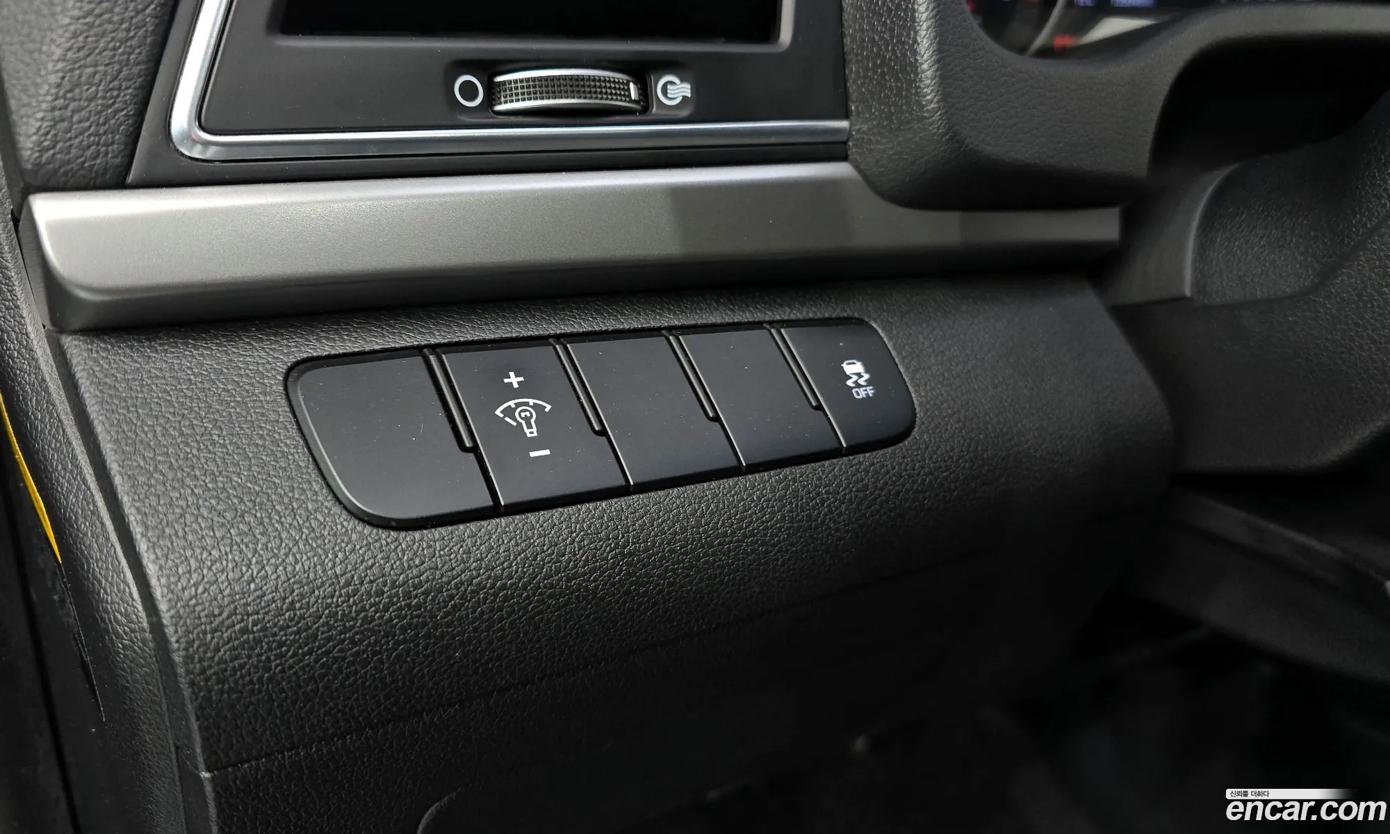 Hyundai Elantra AD 2015 — 9