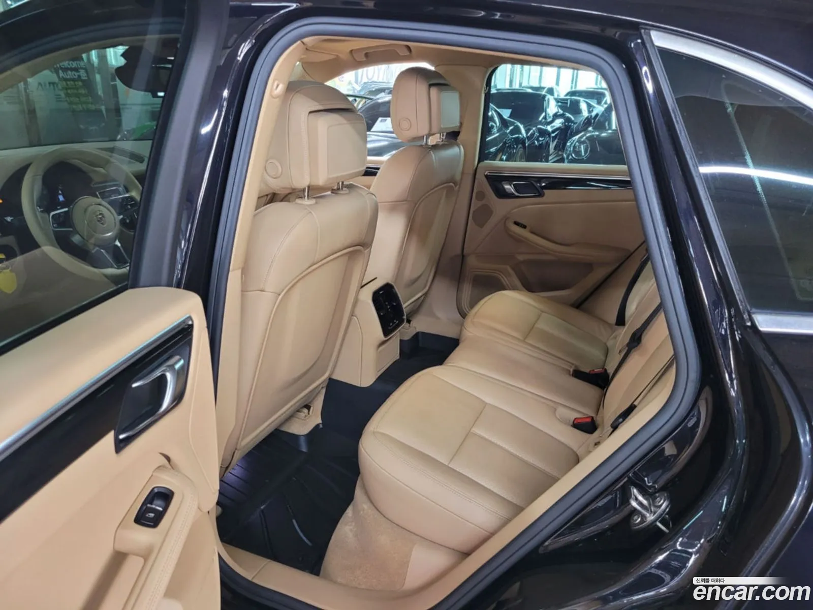 Porsche Macan 2017 — 15