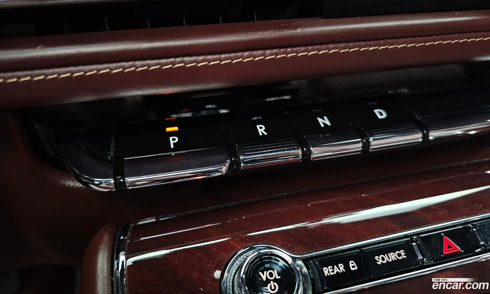 Lincoln Aviator 2021 5LM5J9XC9MGL01430 — 4