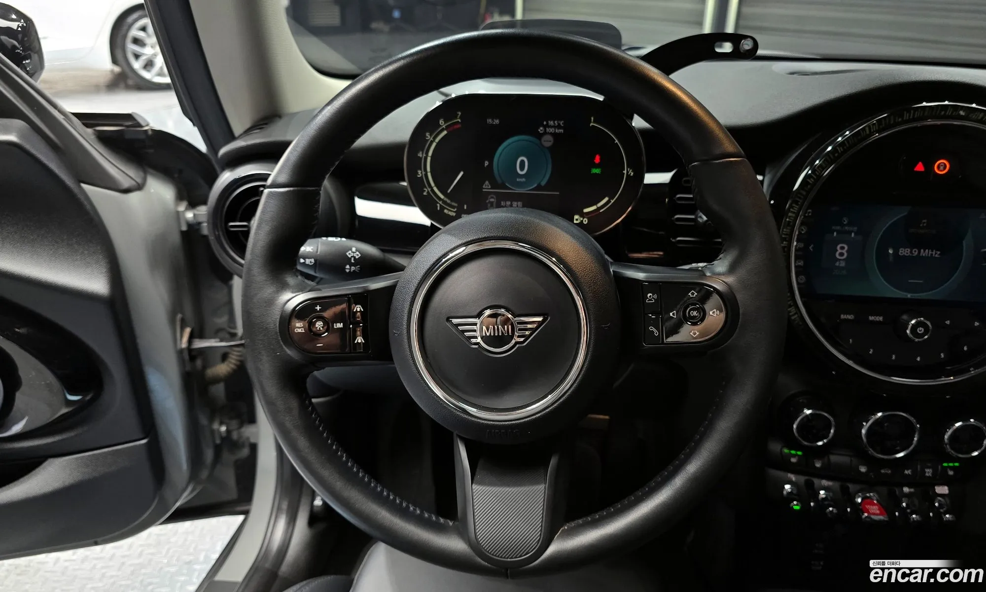 Mini Cooper S 2022 WMW61DH04N2R73670 — 17
