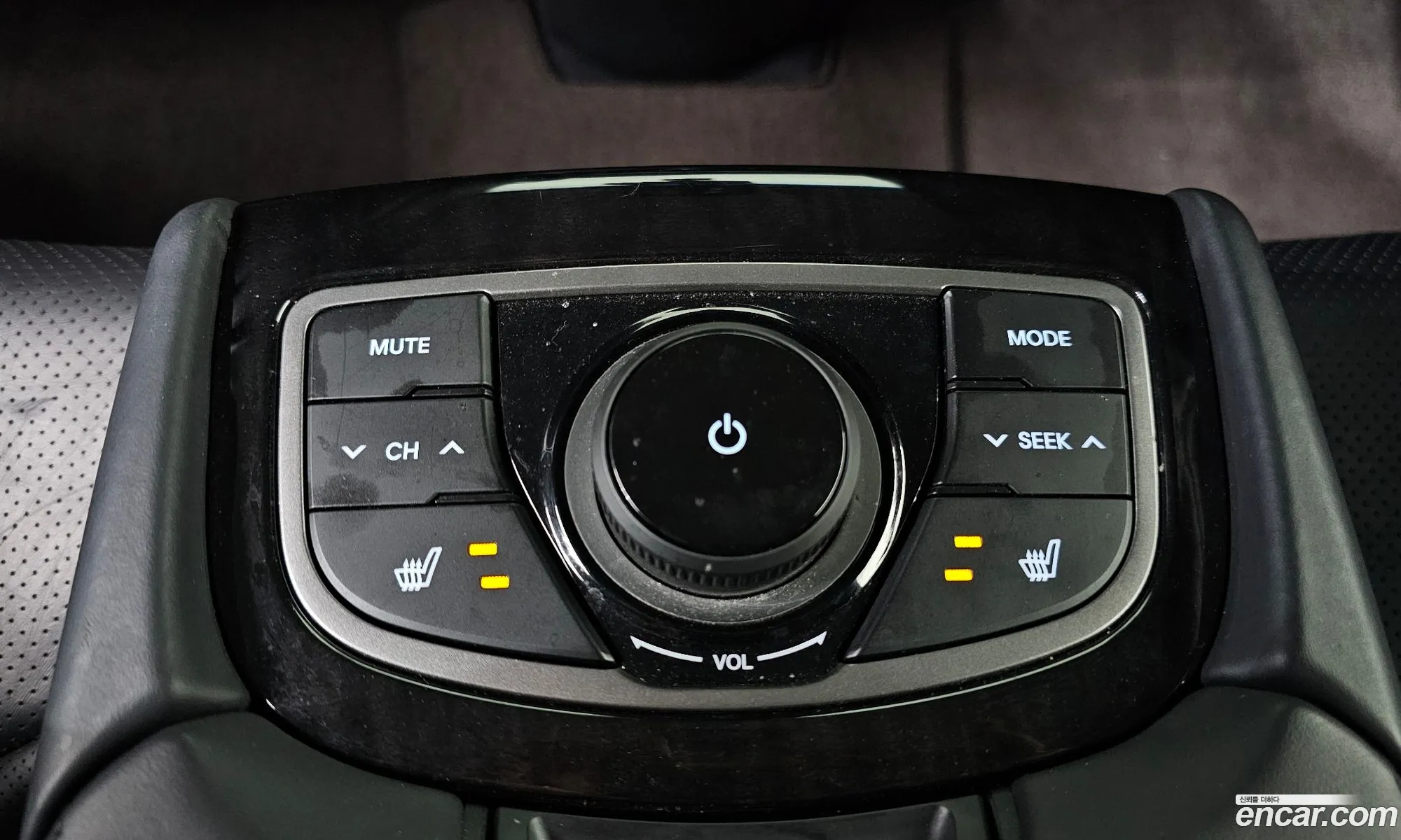 Hyundai Grandeur HG 2014 — 17
