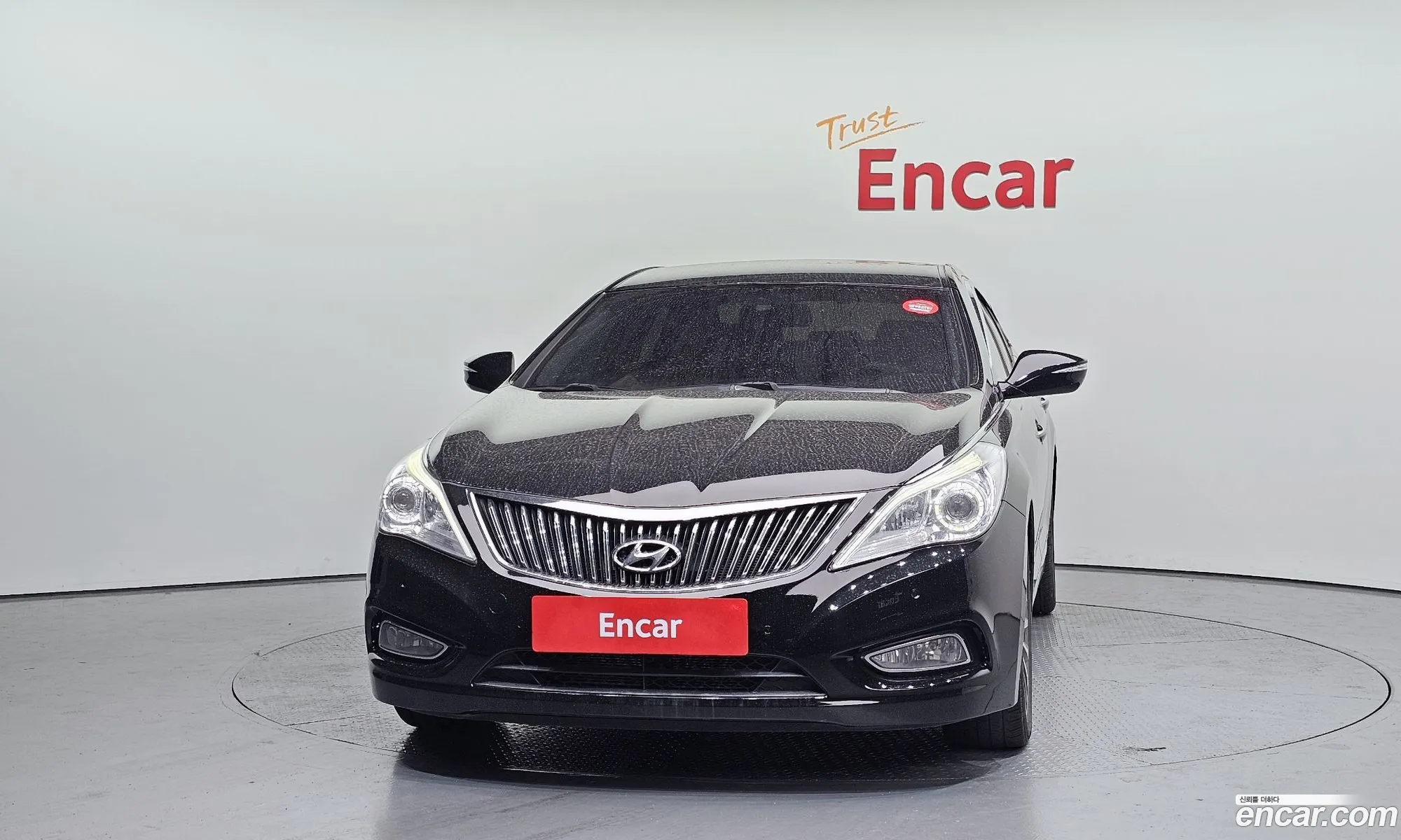 Hyundai Grandeur HG 2014 — 29