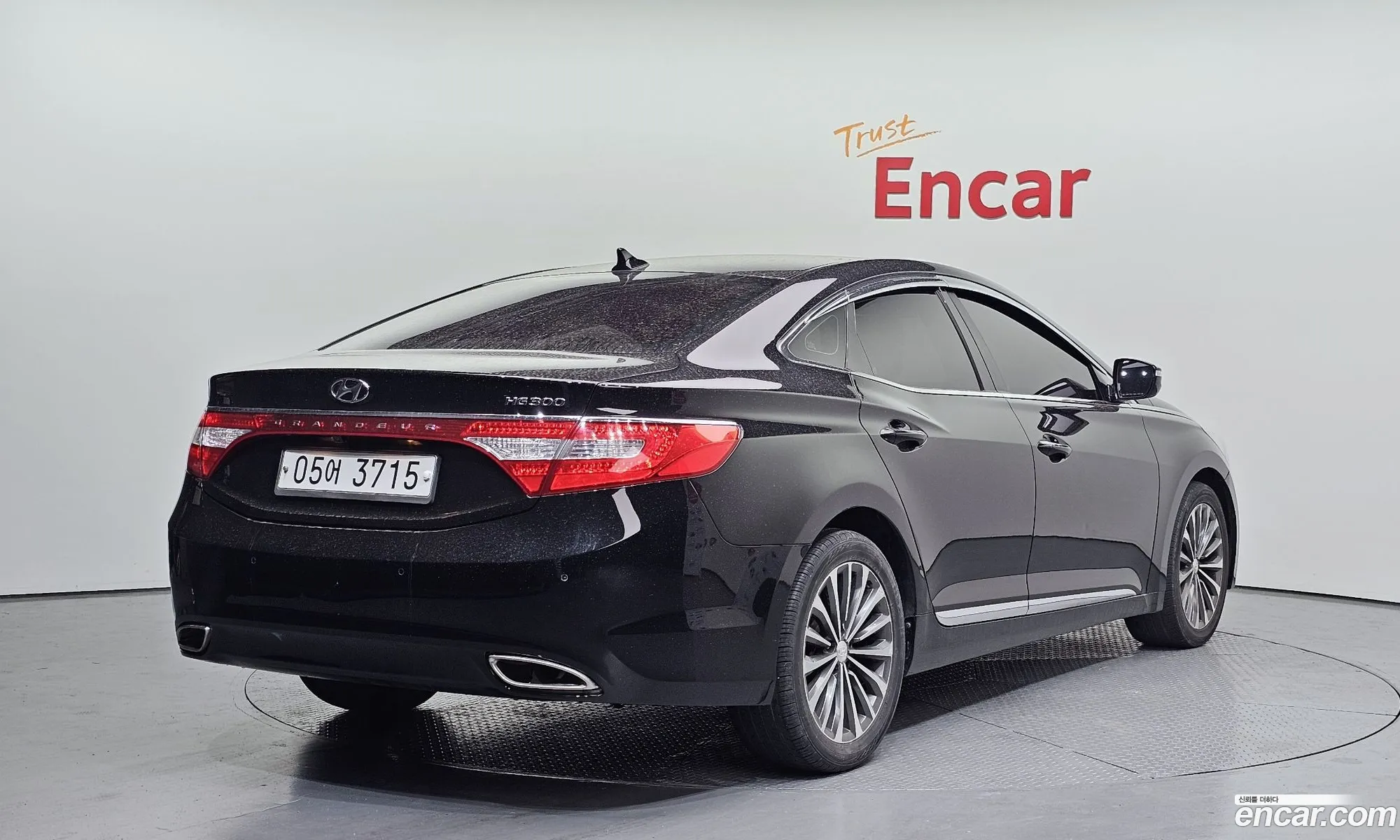 Hyundai Grandeur HG 2014 — 26