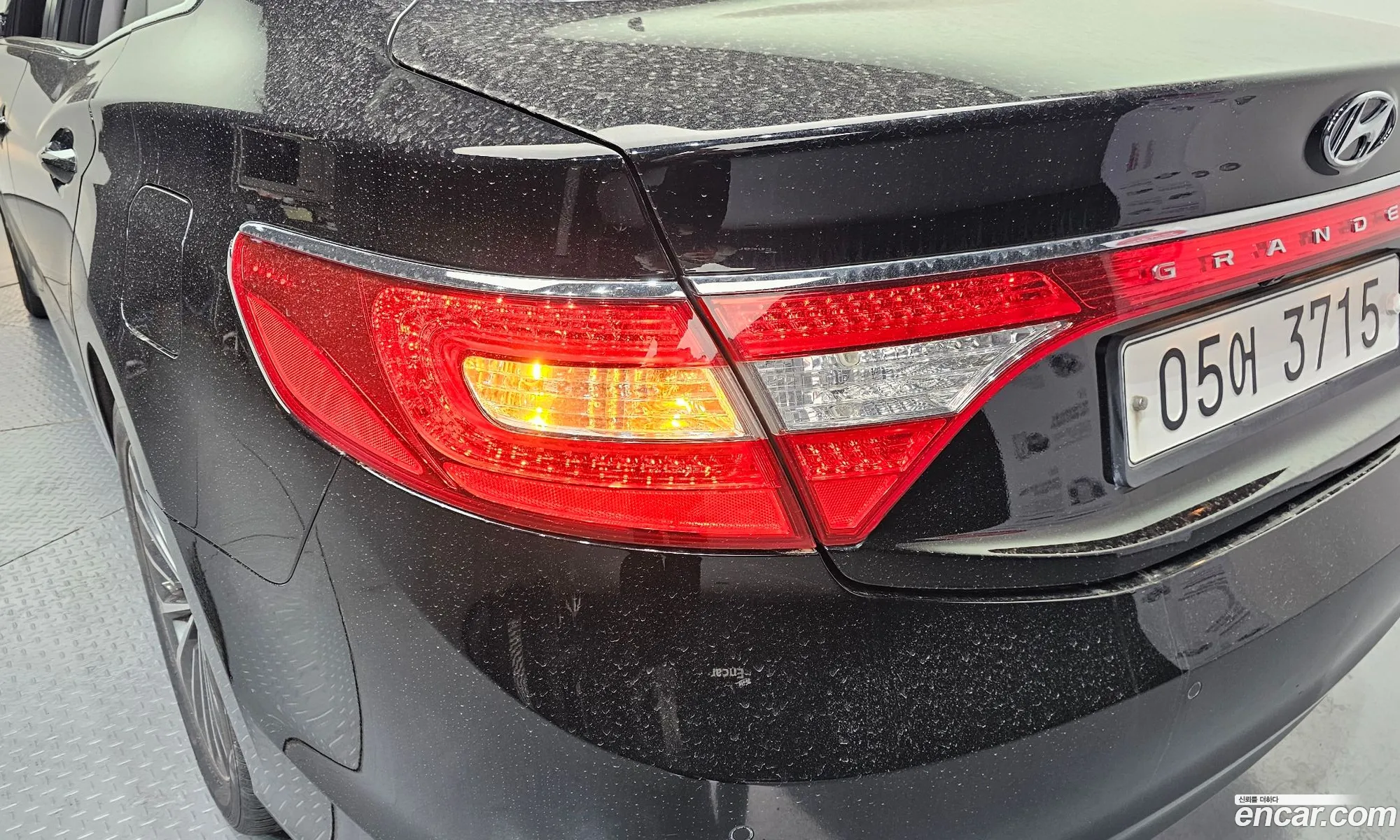 Hyundai Grandeur HG 2014 — 18