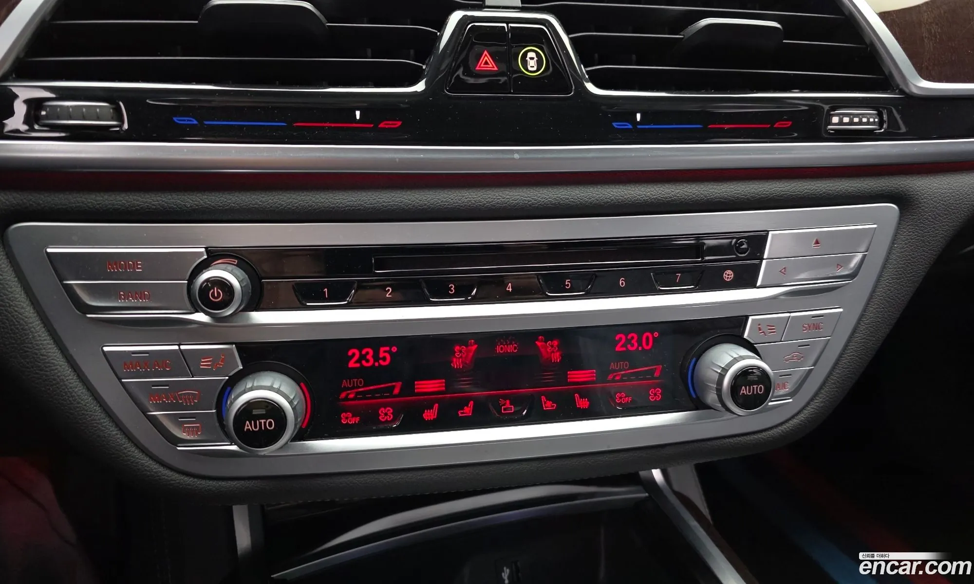 BMW 7 Series 2018 WBA7F2101JB235839 — 3