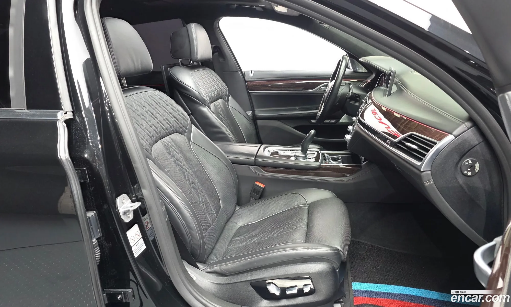 BMW 7 Series 2018 WBA7F2101JB235839 — 16