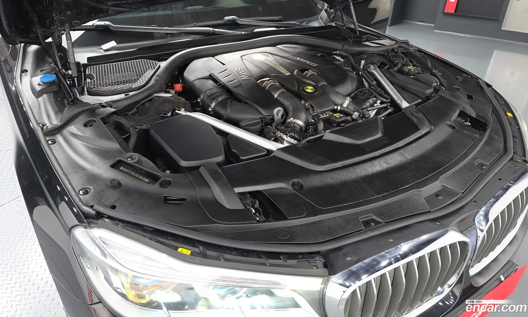 BMW 7 Series 2018 WBA7F2101JB235839 — 4