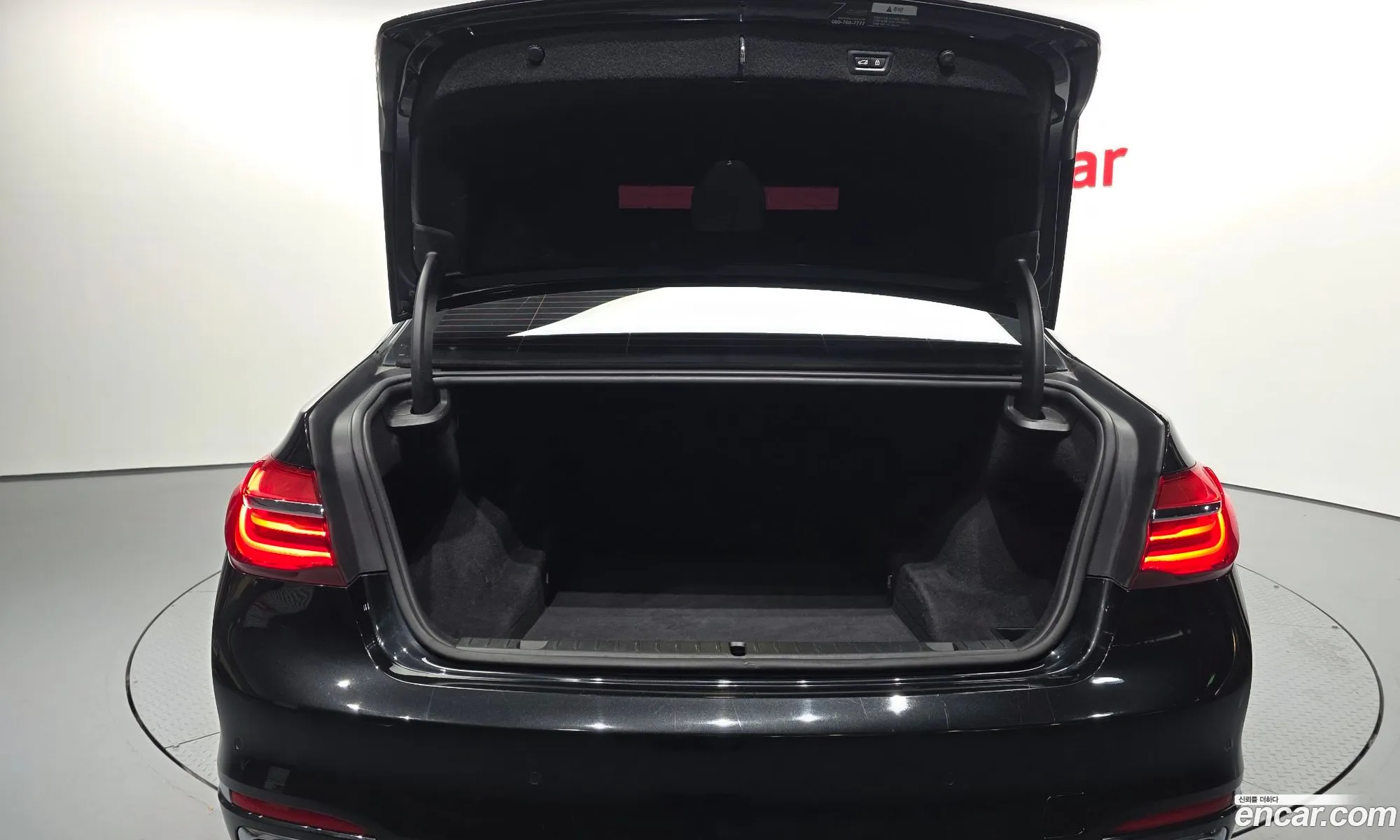 BMW 7 Series 2018 WBA7F2101JB235839 — 19