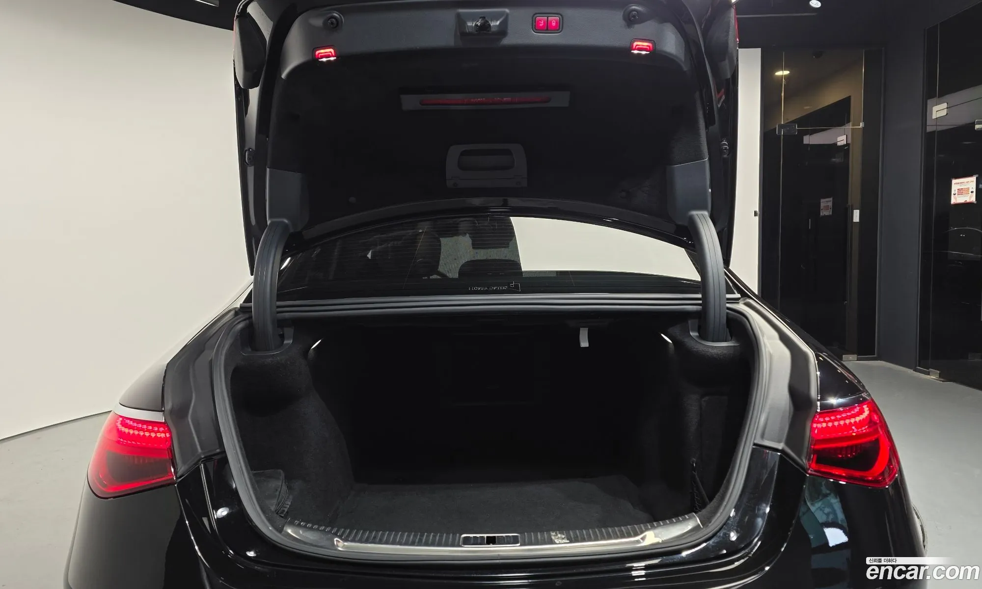 Mercedes-Benz S-Class W223 2021 — 25