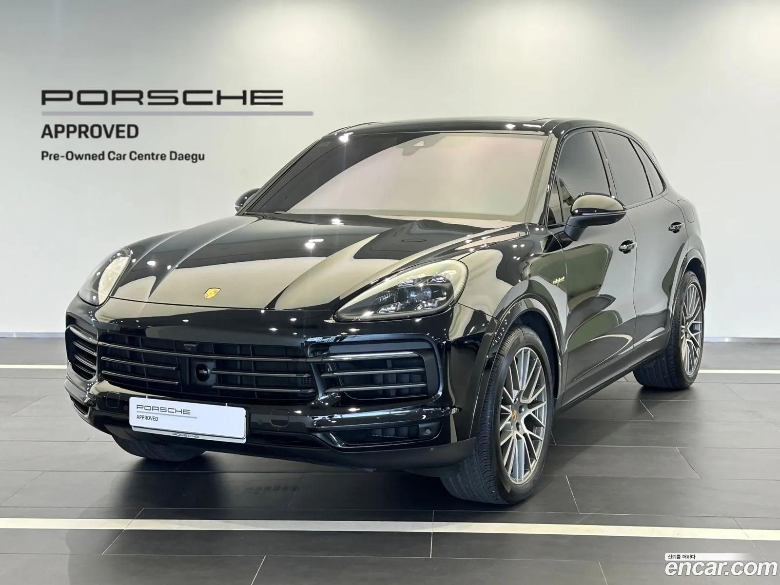 Porsche Cayenne 2023 — 20