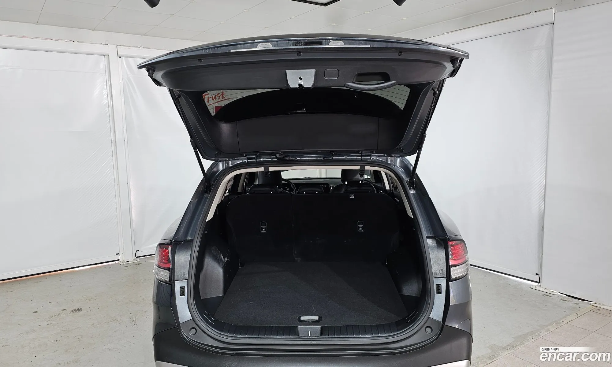 Kia Sportage Hybrid 2024 — 10