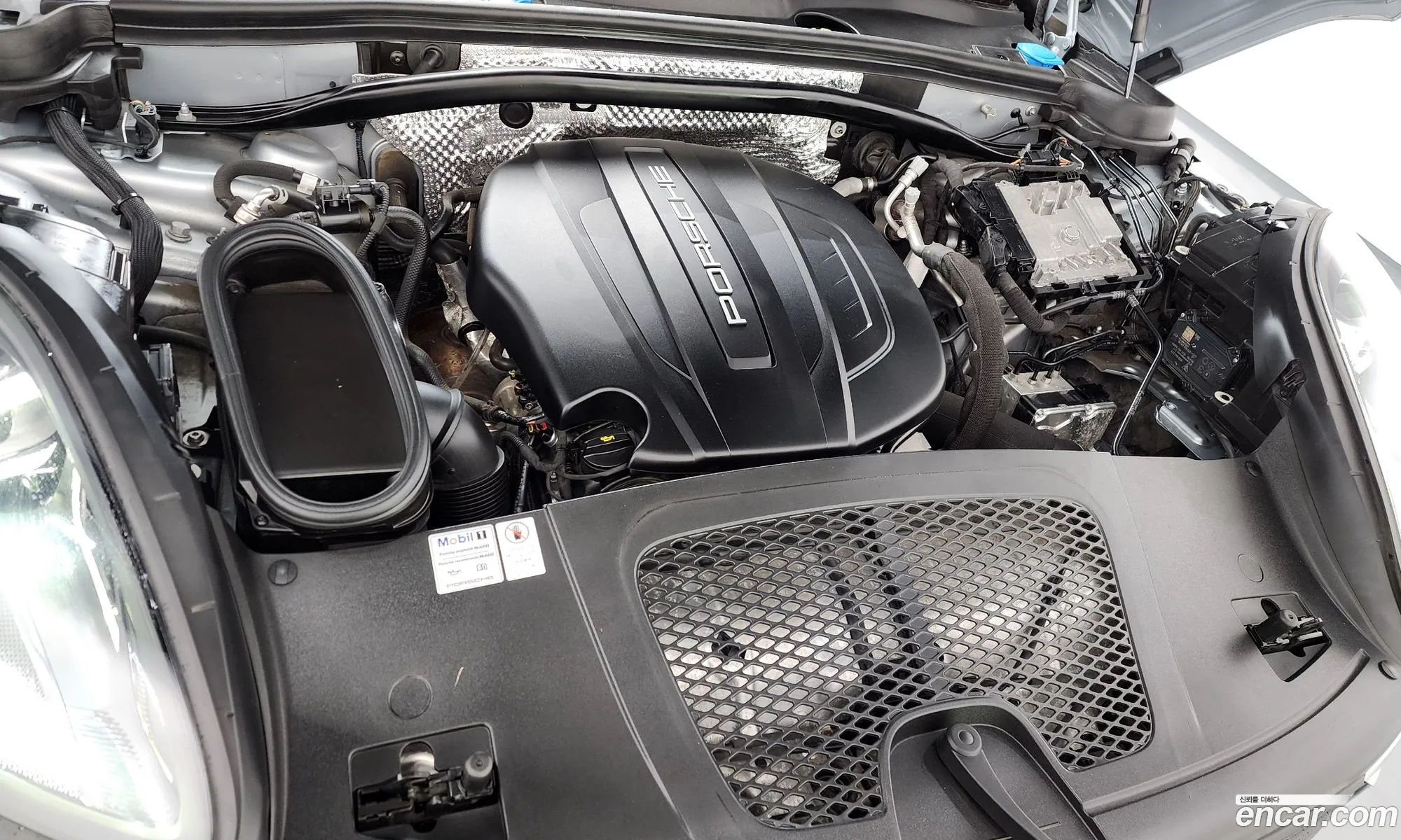 Porsche Macan 2021 — 30