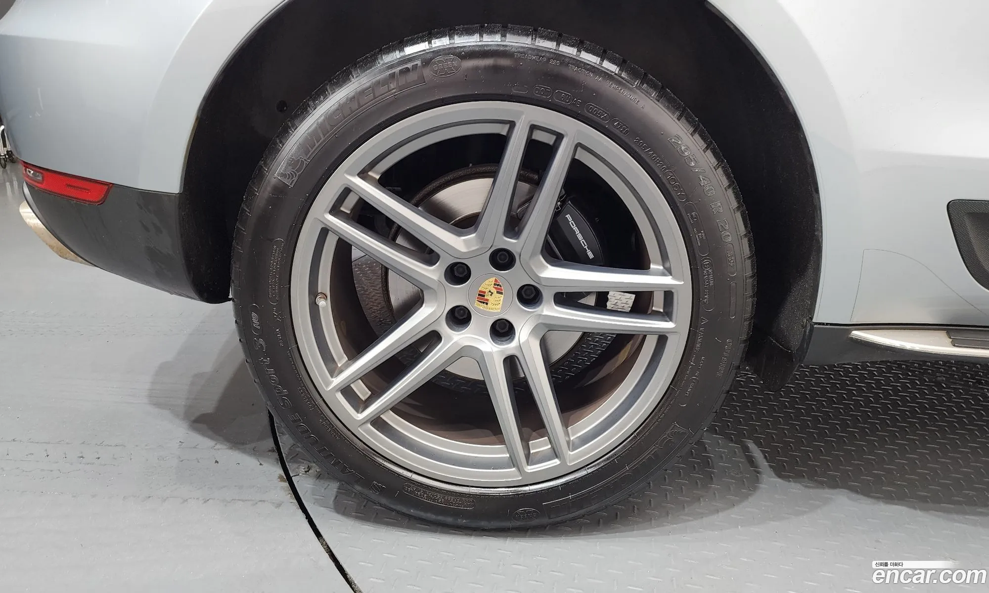 Porsche Macan 2021 — 3